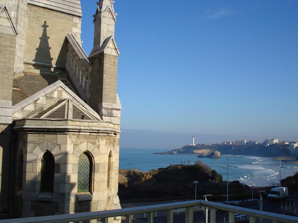 Hotel De L'Ocean Biarritz Exterior photo